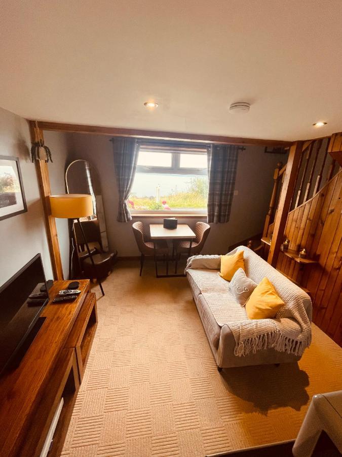 The Rowanberry Suite At Rowan Cottage Elgol Экстерьер фото